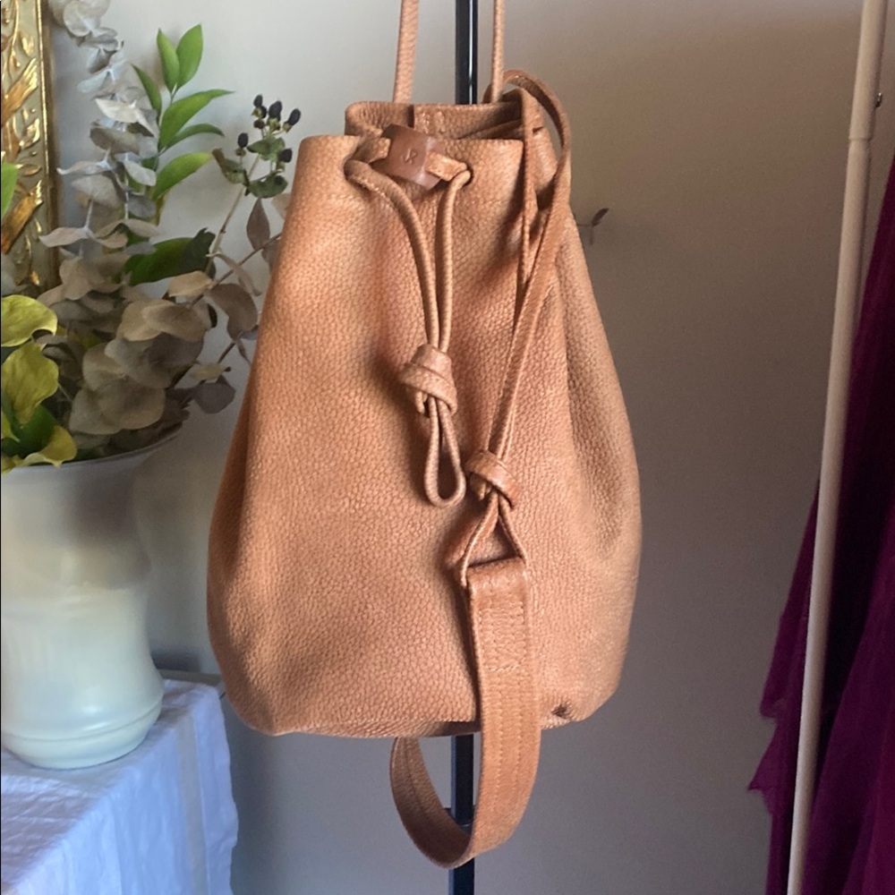 Elegant Tan Crossbody Bag